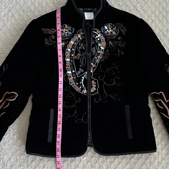 Harve Benard Black Velvet Embroidered Zip Front Jacket Size 8 - Picture 12 of 13